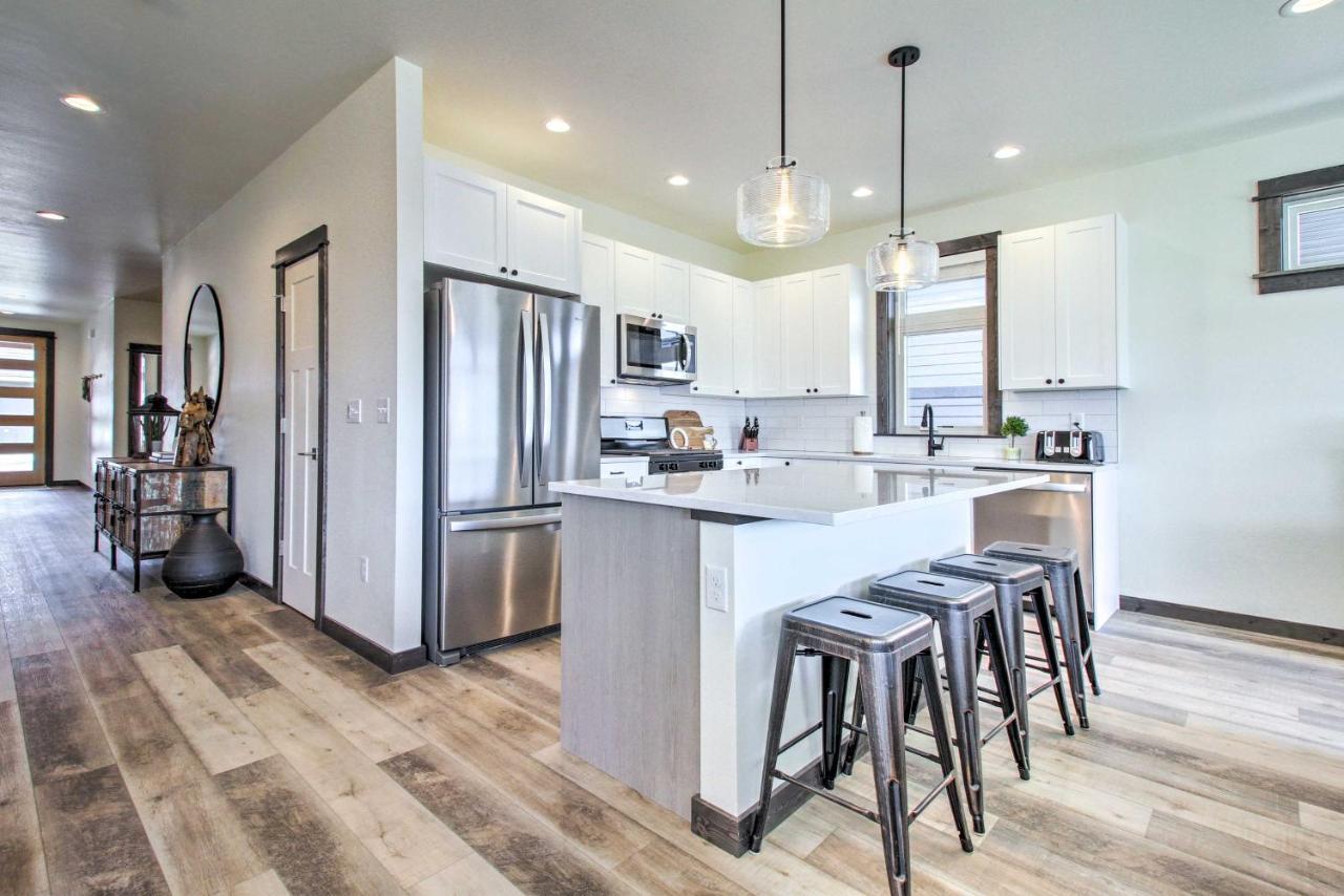 Modern Bozeman Family Townhome With Hot Tub! Exterior photo