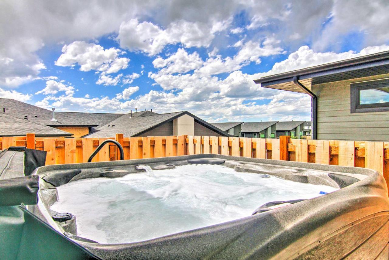 Modern Bozeman Family Townhome With Hot Tub! Exterior photo